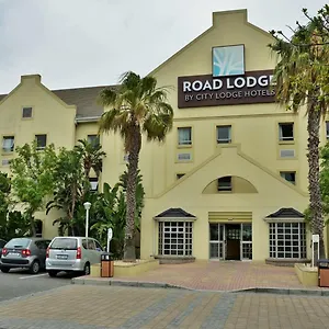 Roadlodge International Airport -booked Easy Hotel Le Cap